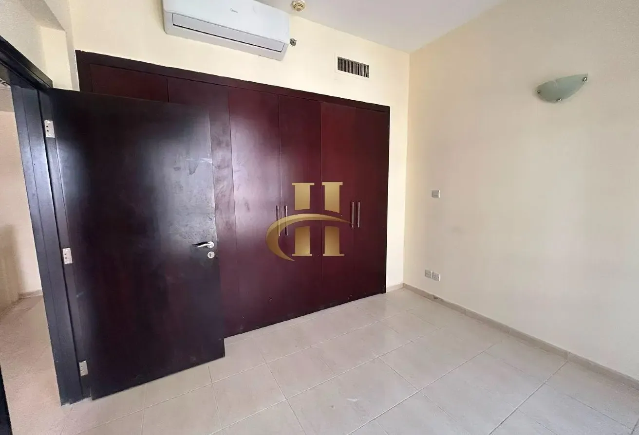 4 BHK+Maid | Close to Mall | Direct Access to Park