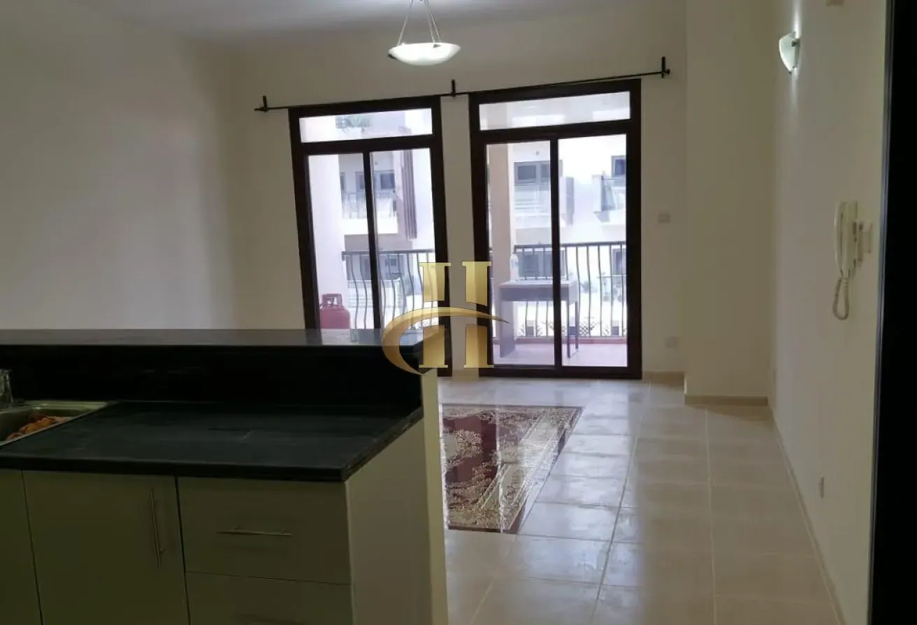 Prime location - Premium - Close to circle mall