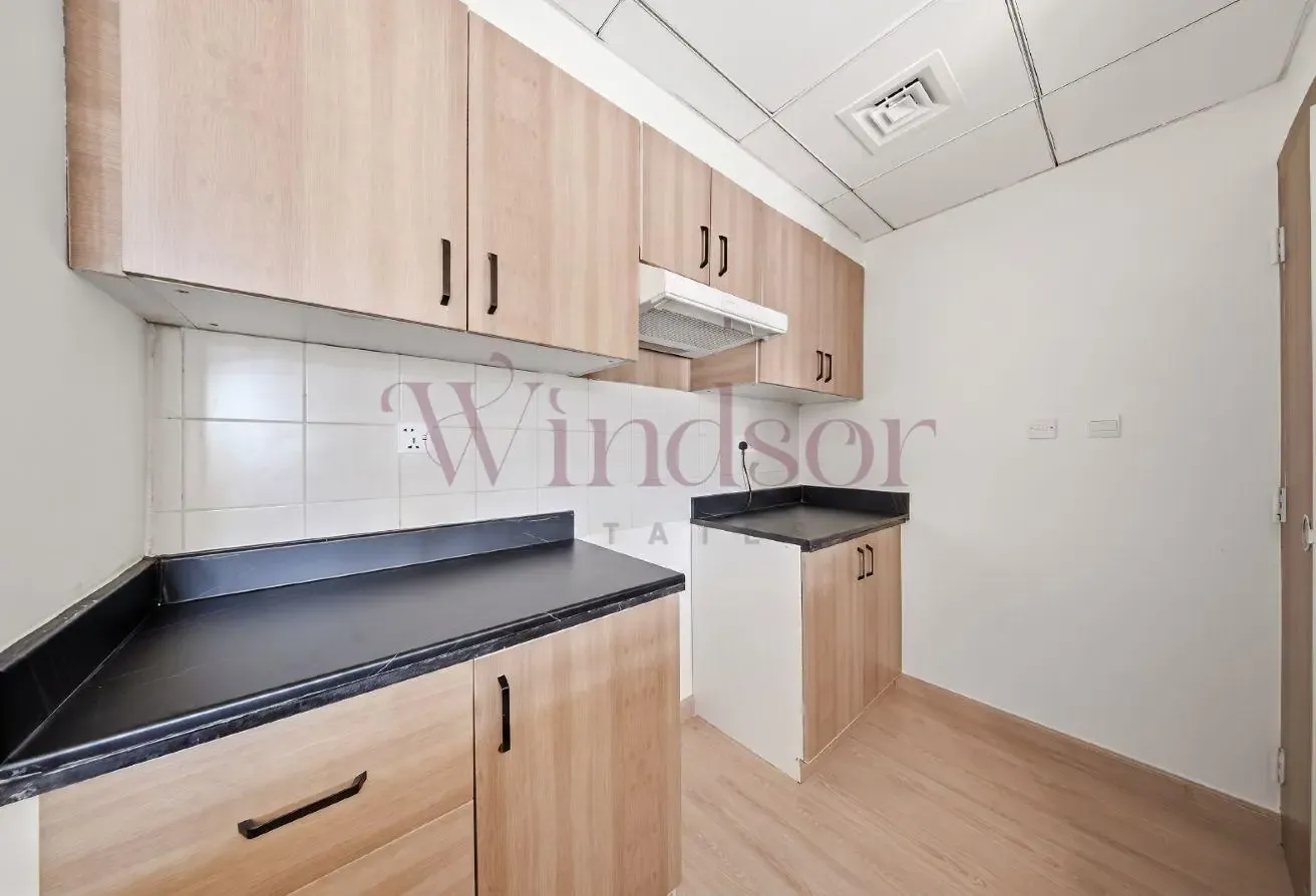 1 Bed Duplex | 12 Cheques | Huge Layout