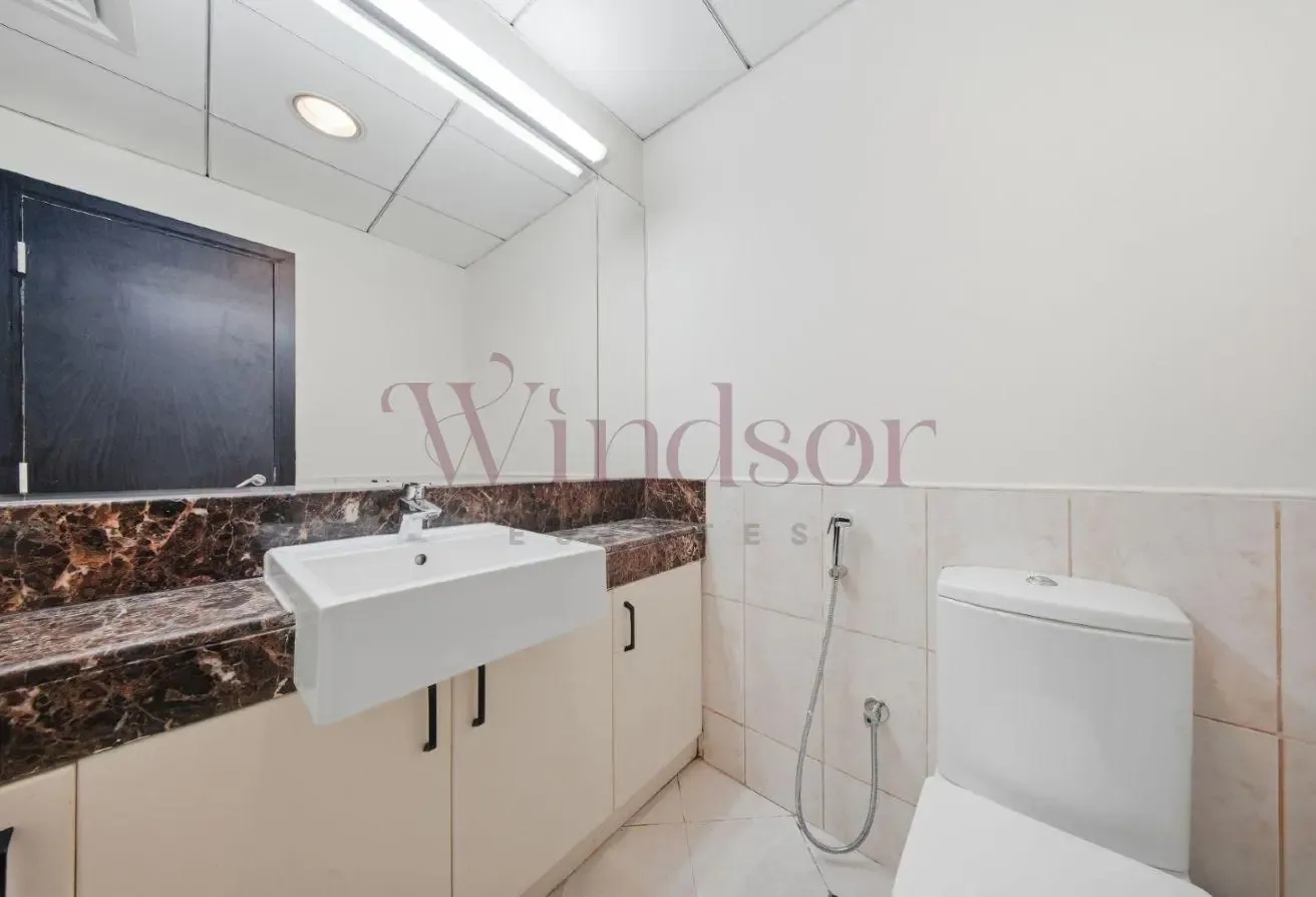 1 Bed Duplex | 12 Cheques | Huge Layout