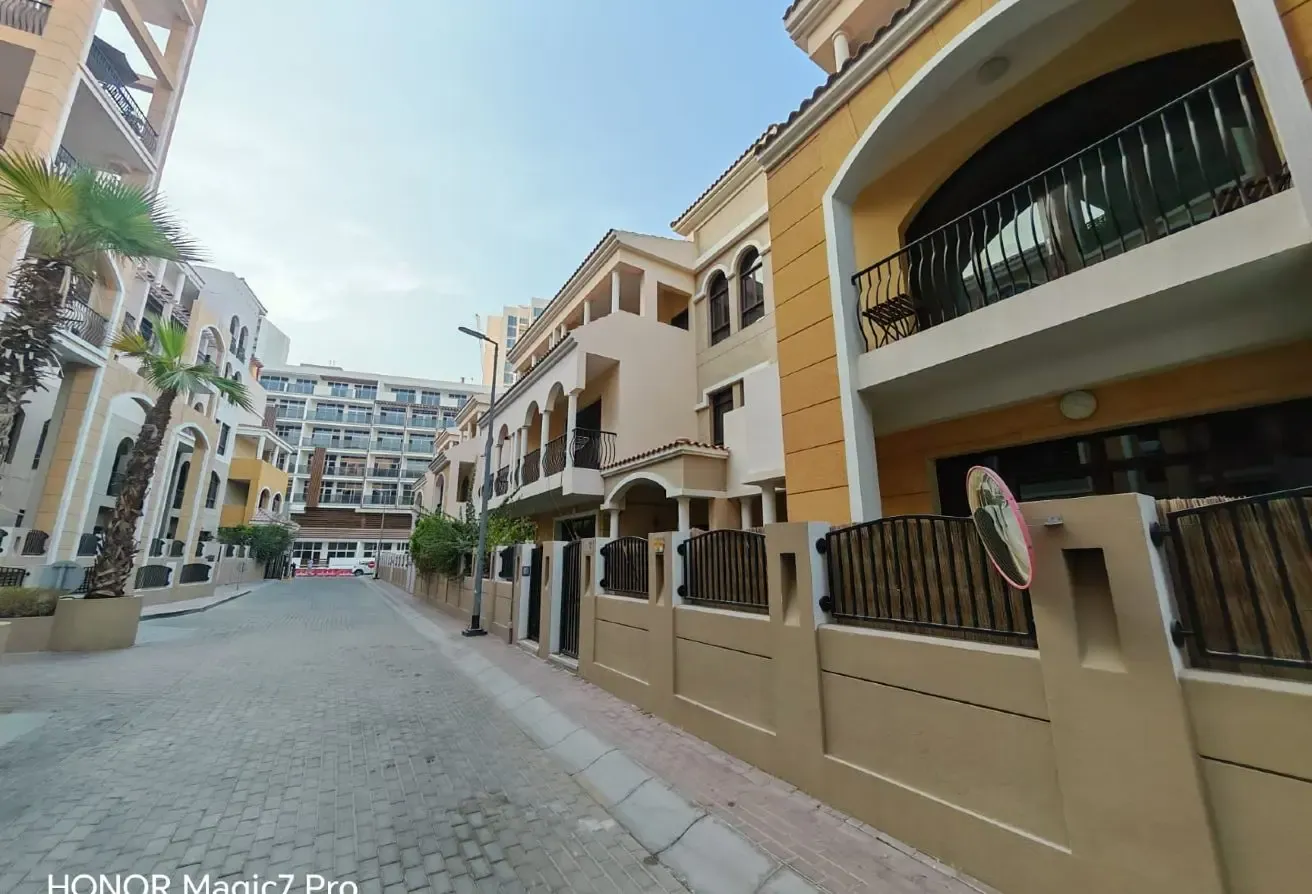 4BR+Maid | G+2 | vacant | OFFER