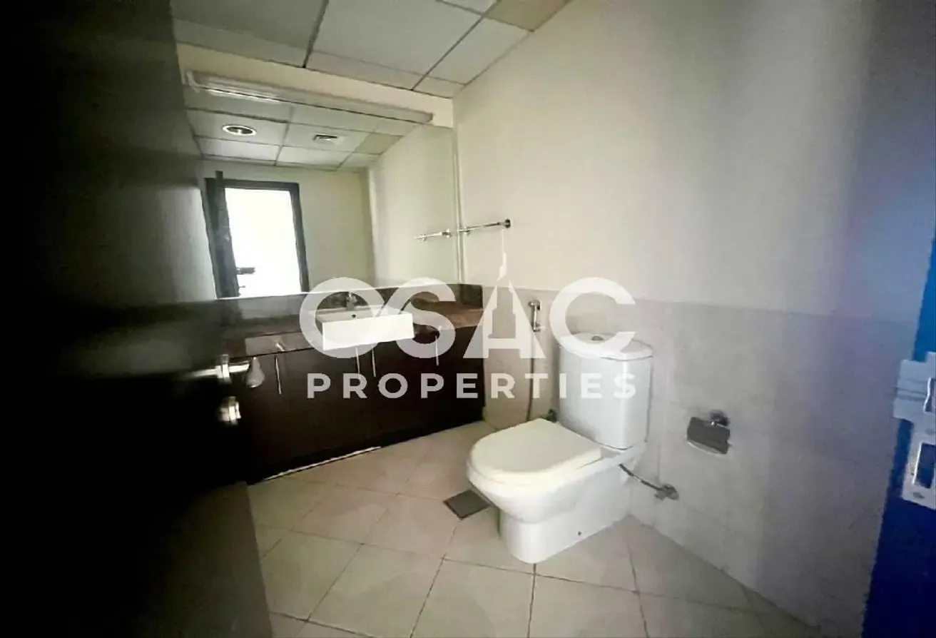 UNFURNISHED || 2BHK WITH || COMMUNITY VIEW