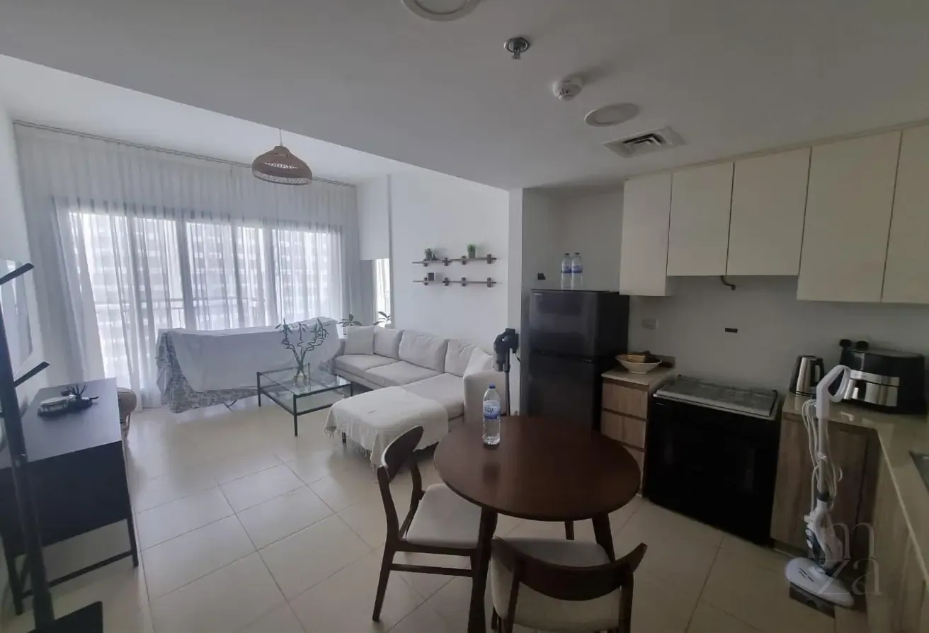POOL VIEW | FAMILY FRIENDLY | FURNISHED