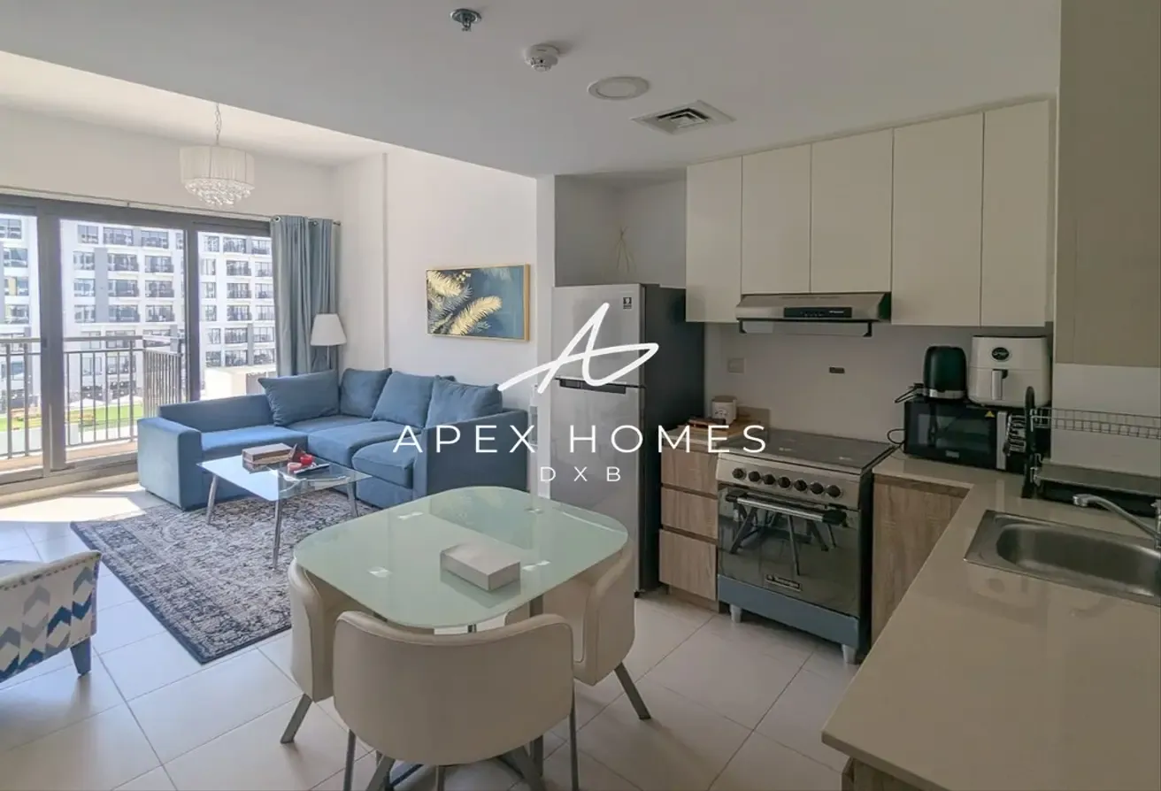 Vacant | Pool View | Fully Furnished