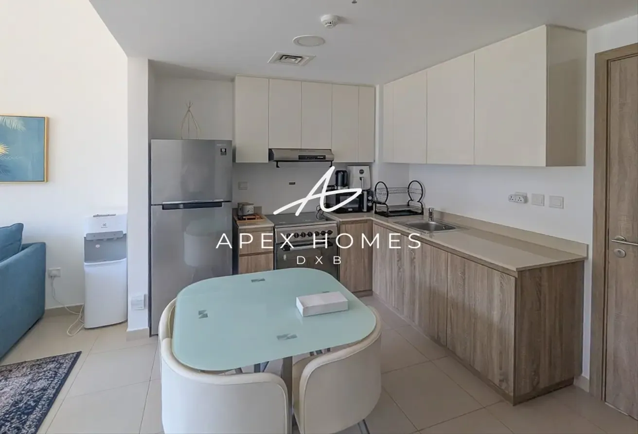 Vacant | Pool View | Fully Furnished