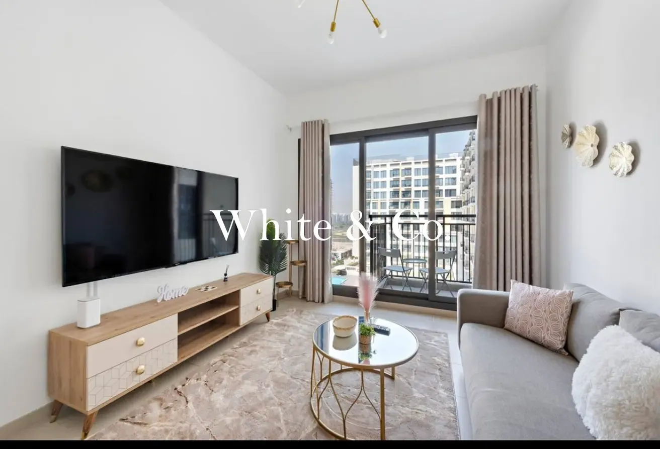 POOL VIEW | FULLY FURNISHED | MODERN