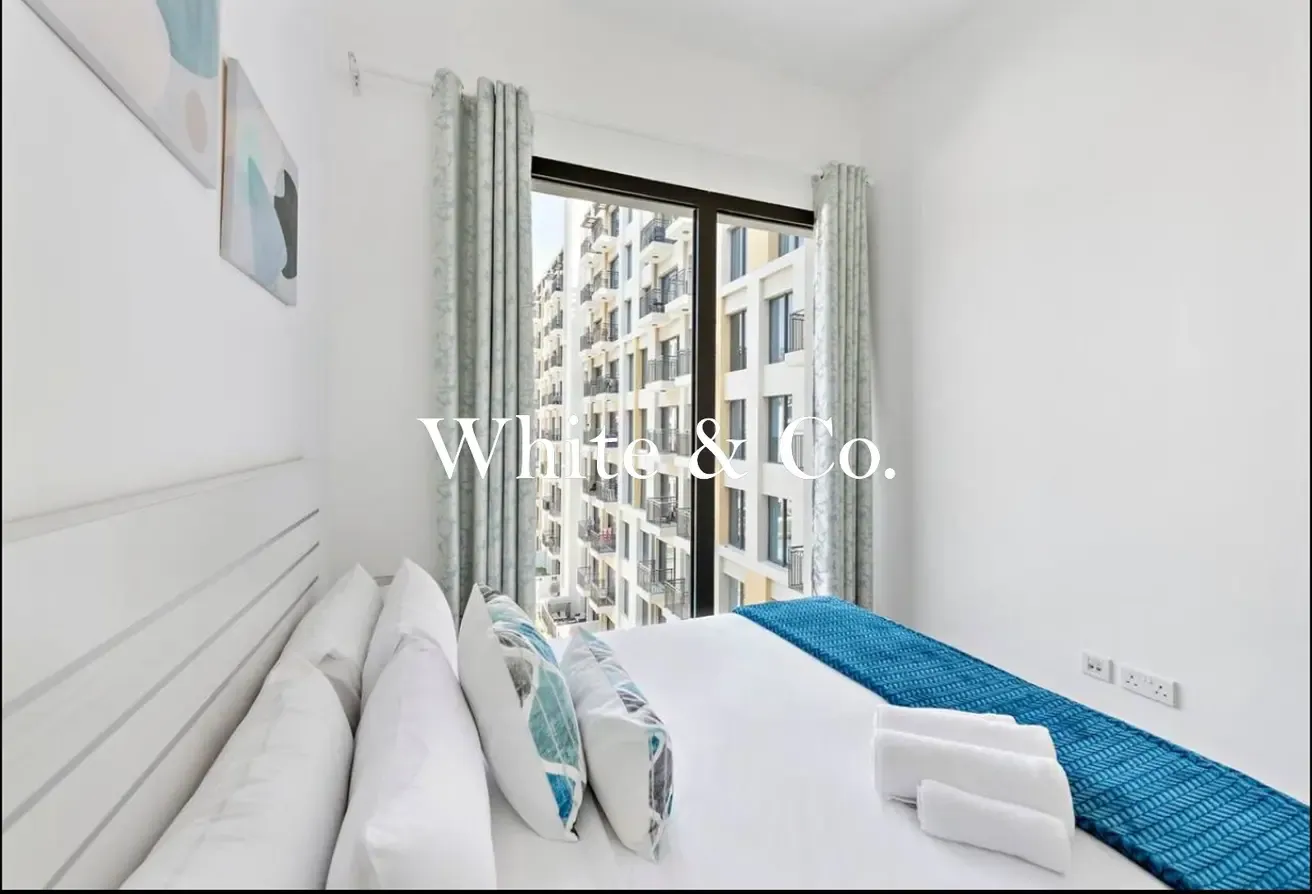 POOL VIEW |    FULLY FURNISHED  |  MODERN