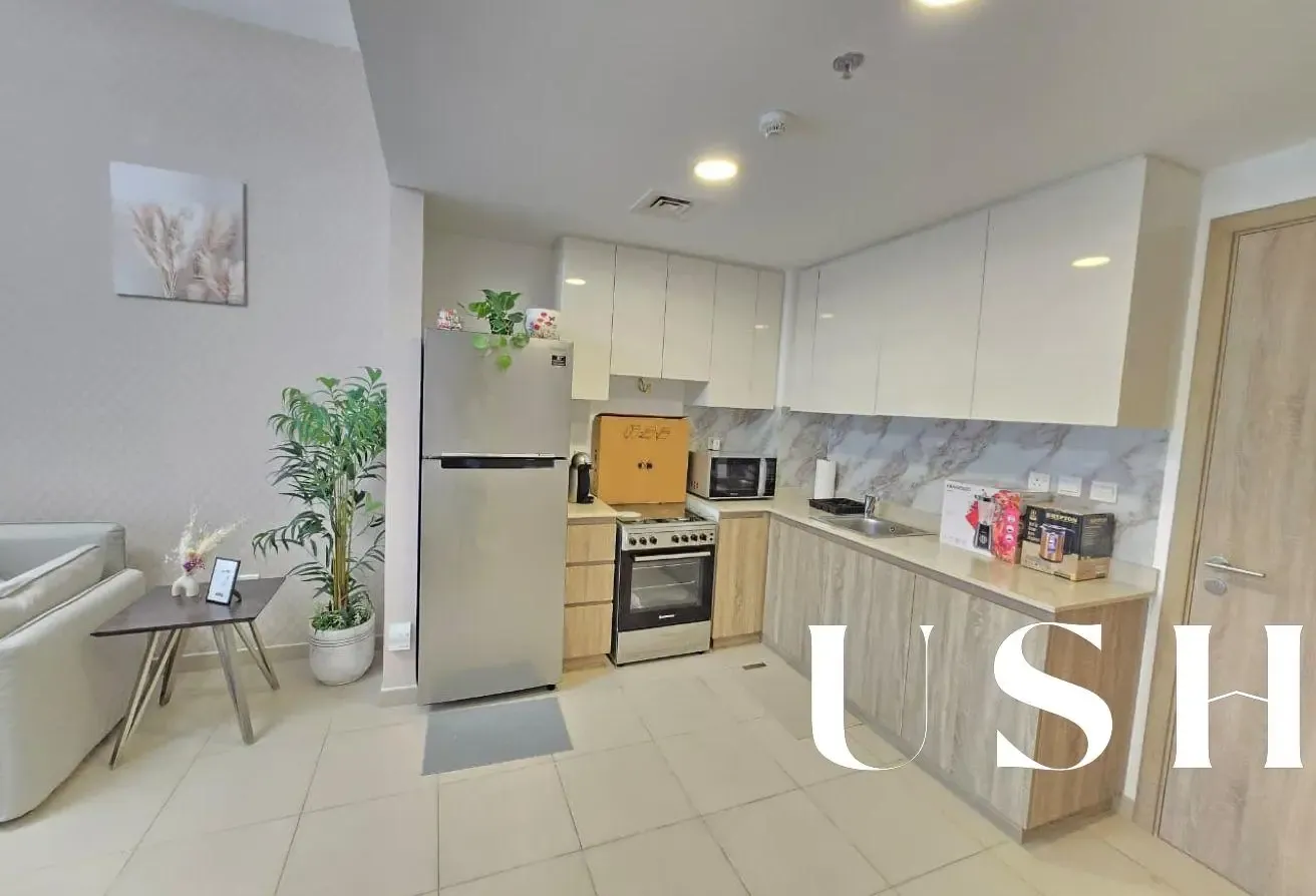 Furnished 1Bed | Pool Views | Multiple Cheques