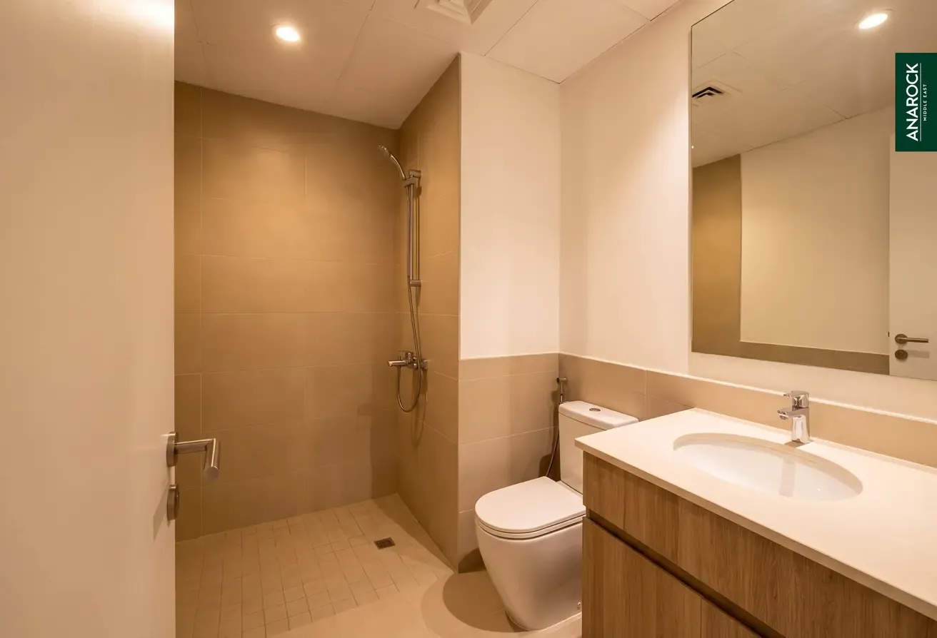 Community Expert | Ready To Move | Open Plan