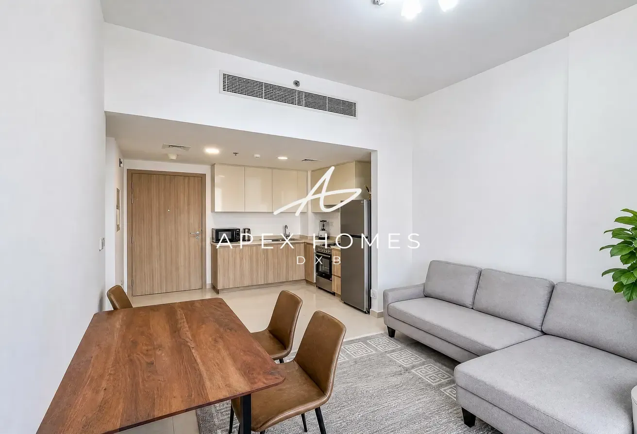 Vacant |  Fully Furnished |  Park View