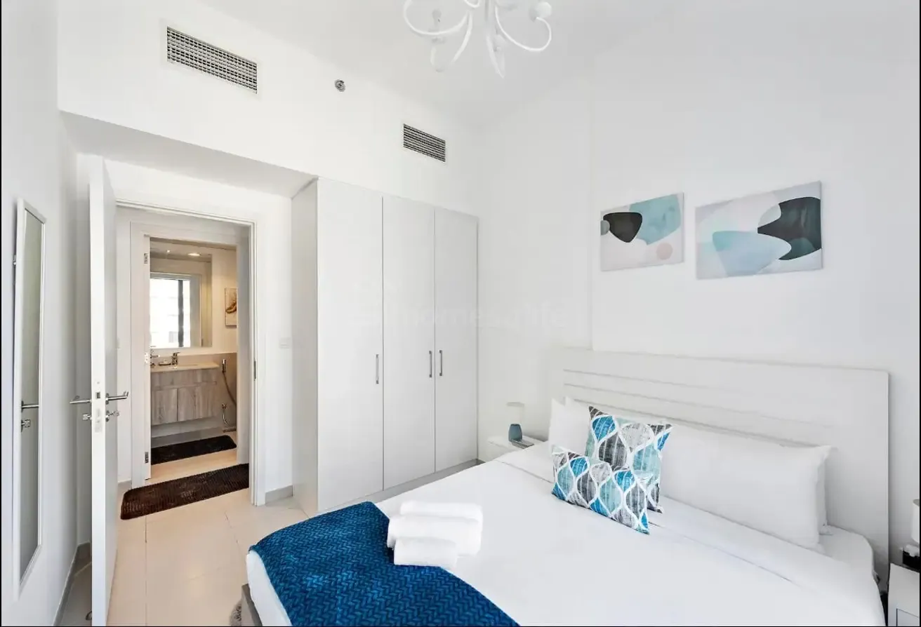 POOL VIEW | WELL MAINTAINED | FURNISHED