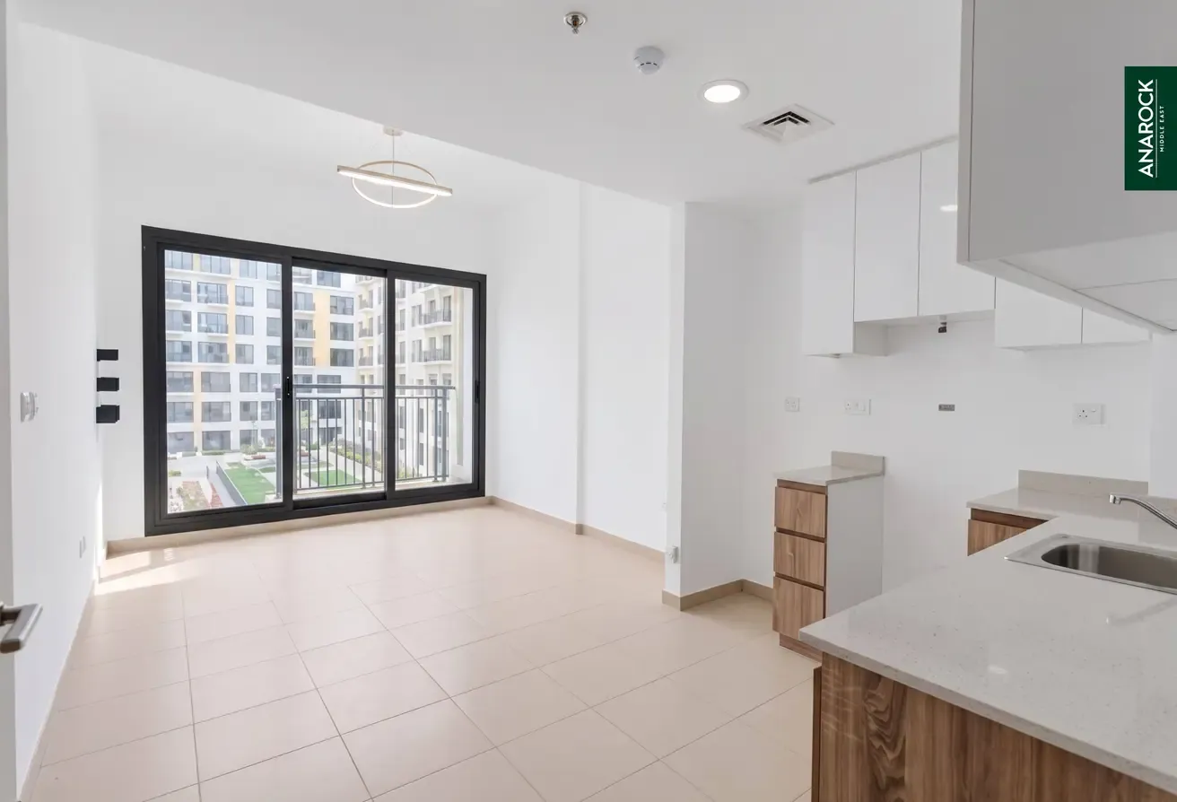 Fully Furnished | Vacant | Community Expert
