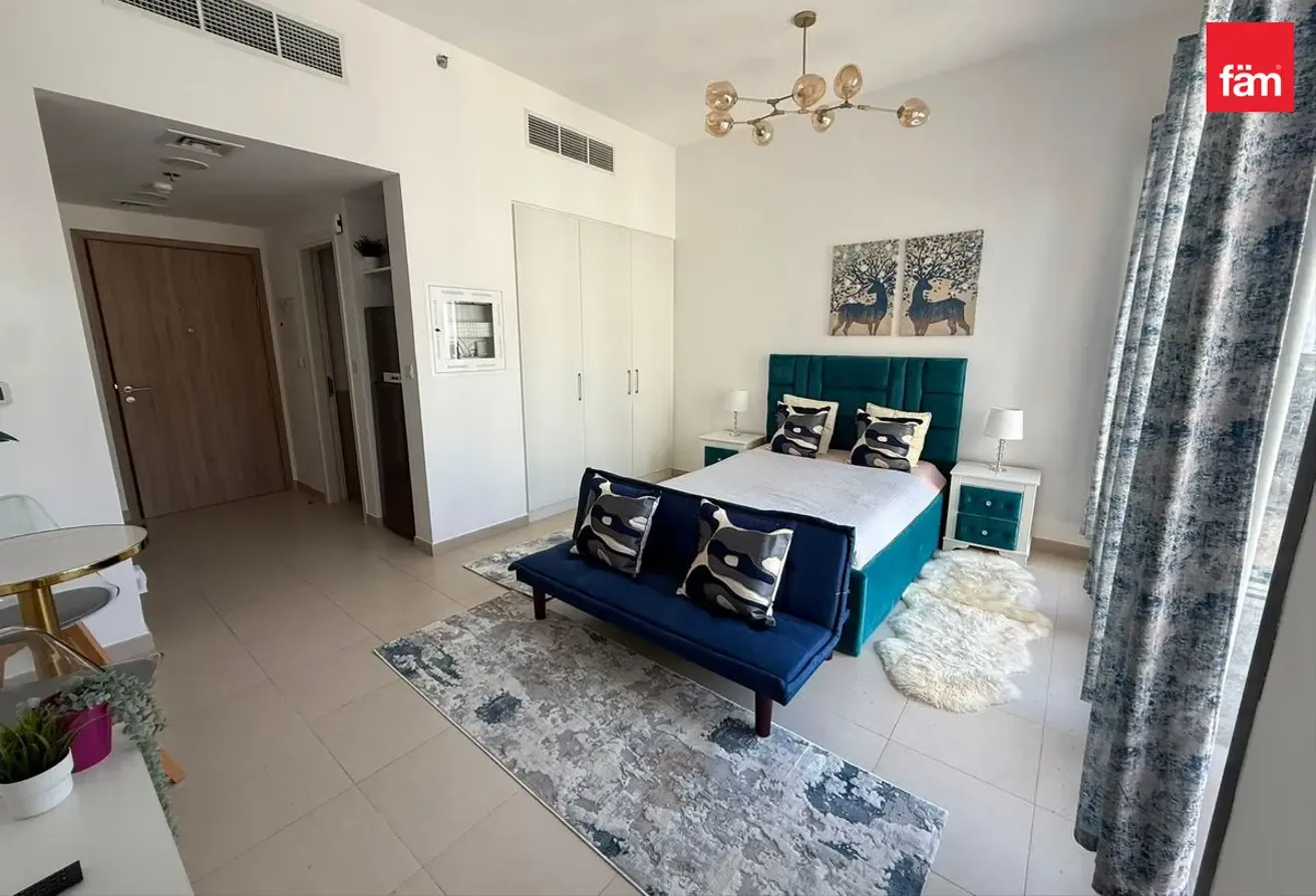 Furnished Studio | Community & Pool View | Vacant
