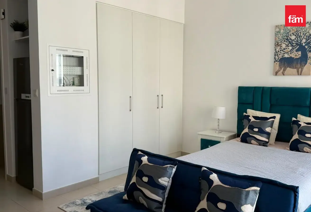 Furnished Studio | Community & Pool View  | Vacant