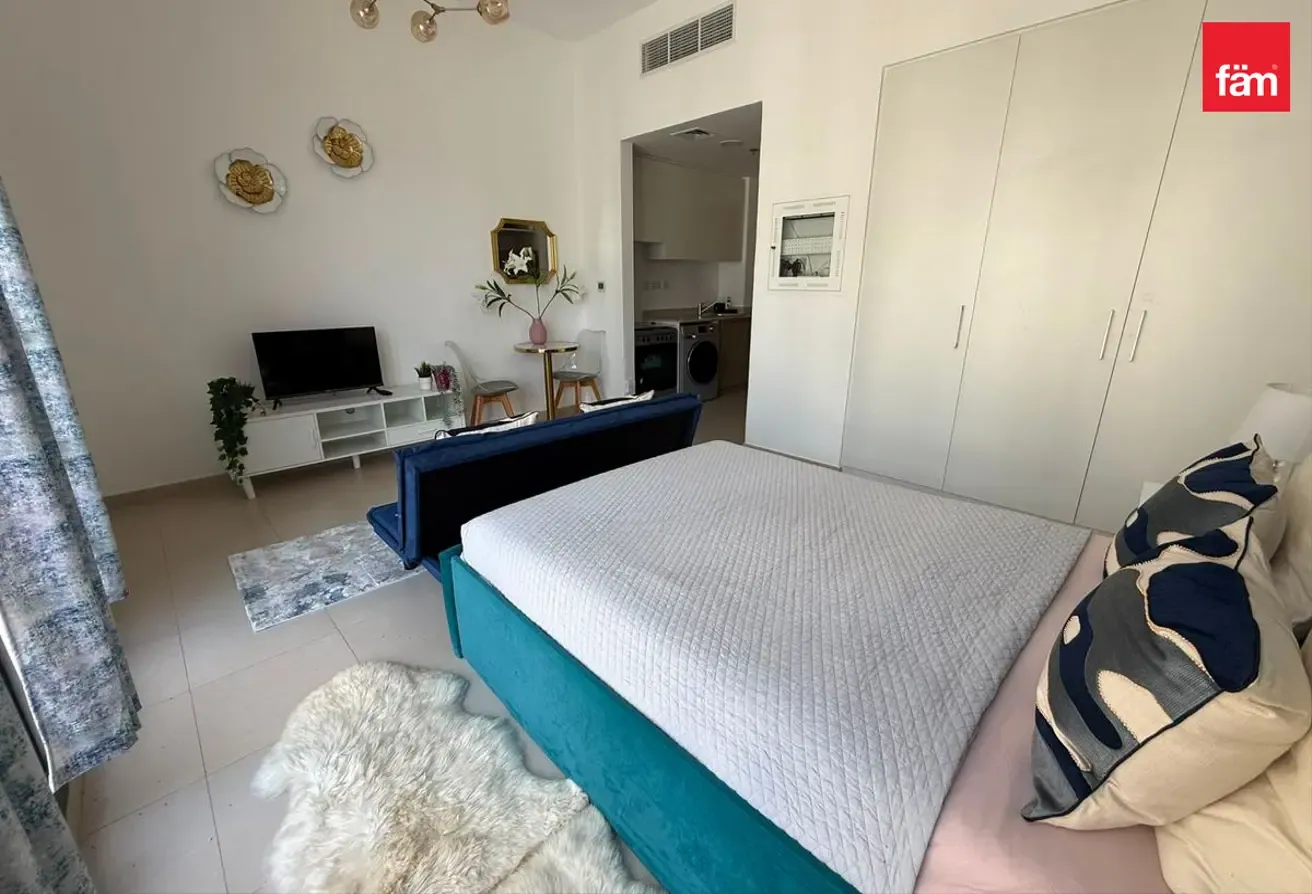 Furnished Studio | Community & Pool View  | Vacant