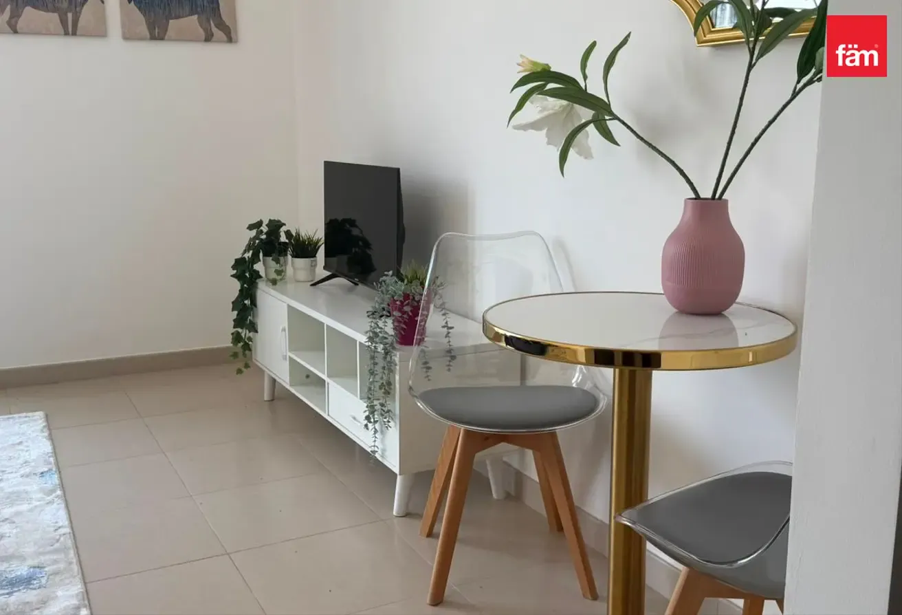 Furnished Studio | Community & Pool View  | Vacant