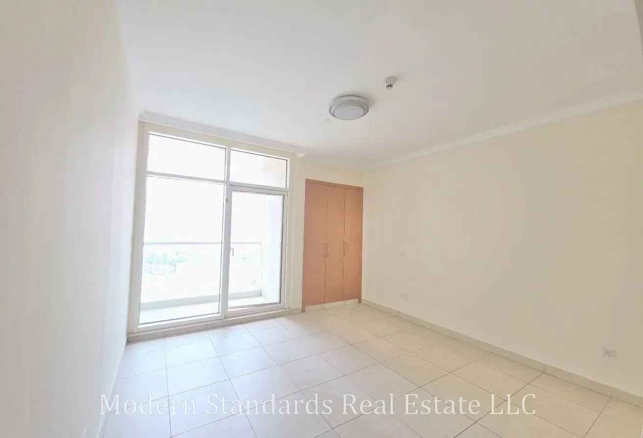 Large Balcony Lake View l Near Sobha Metro