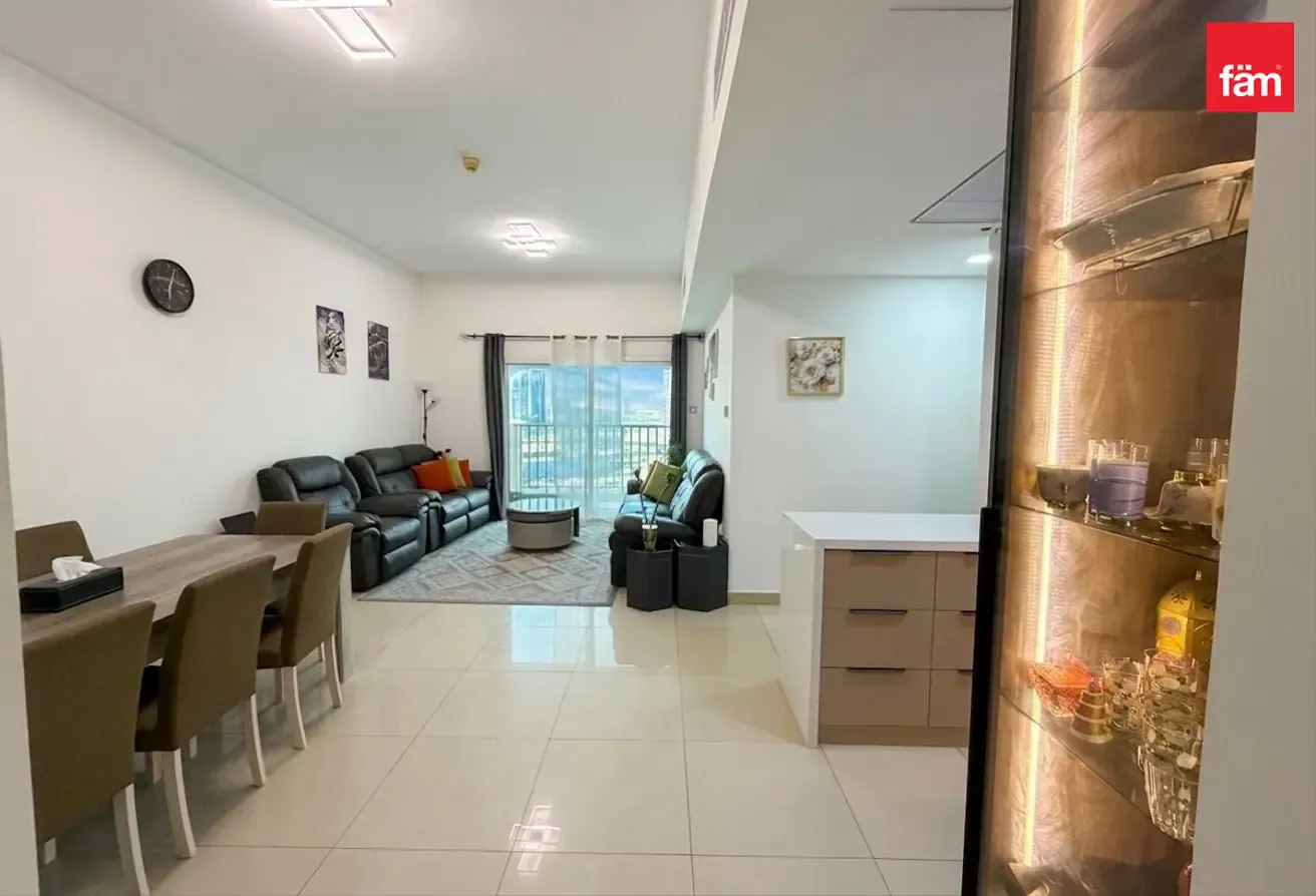 3 bedrooms available for rent in Centrium tower.