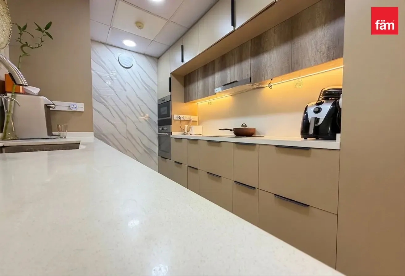 3 bedrooms available for rent in Centrium tower.