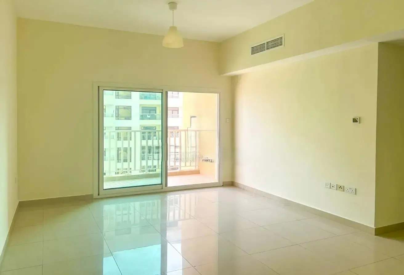READY TO MOVE | UNFURNISHED | SPACIOUT LAYOUT