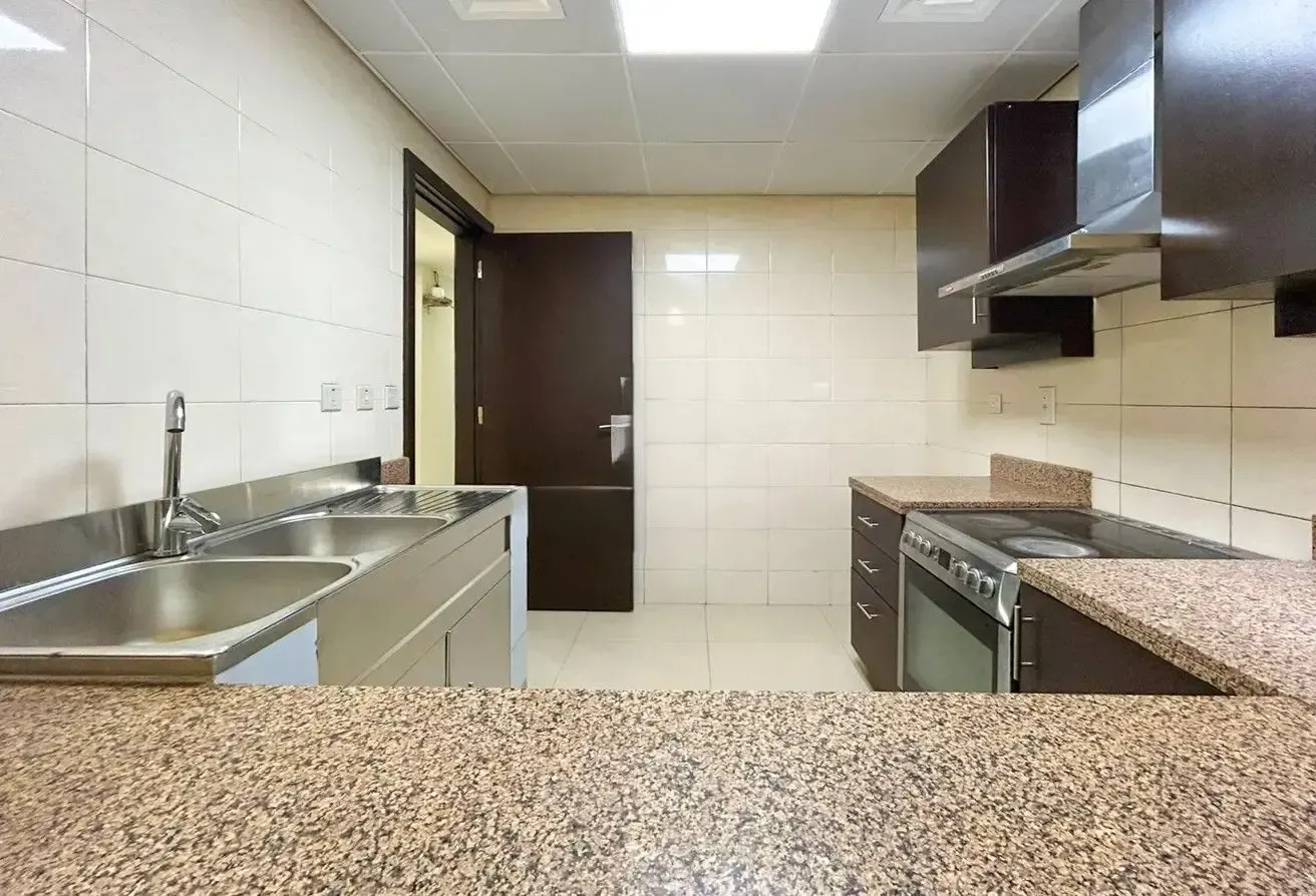 READY TO MOVE | UNFURNISHED | SPACIOUT LAYOUT