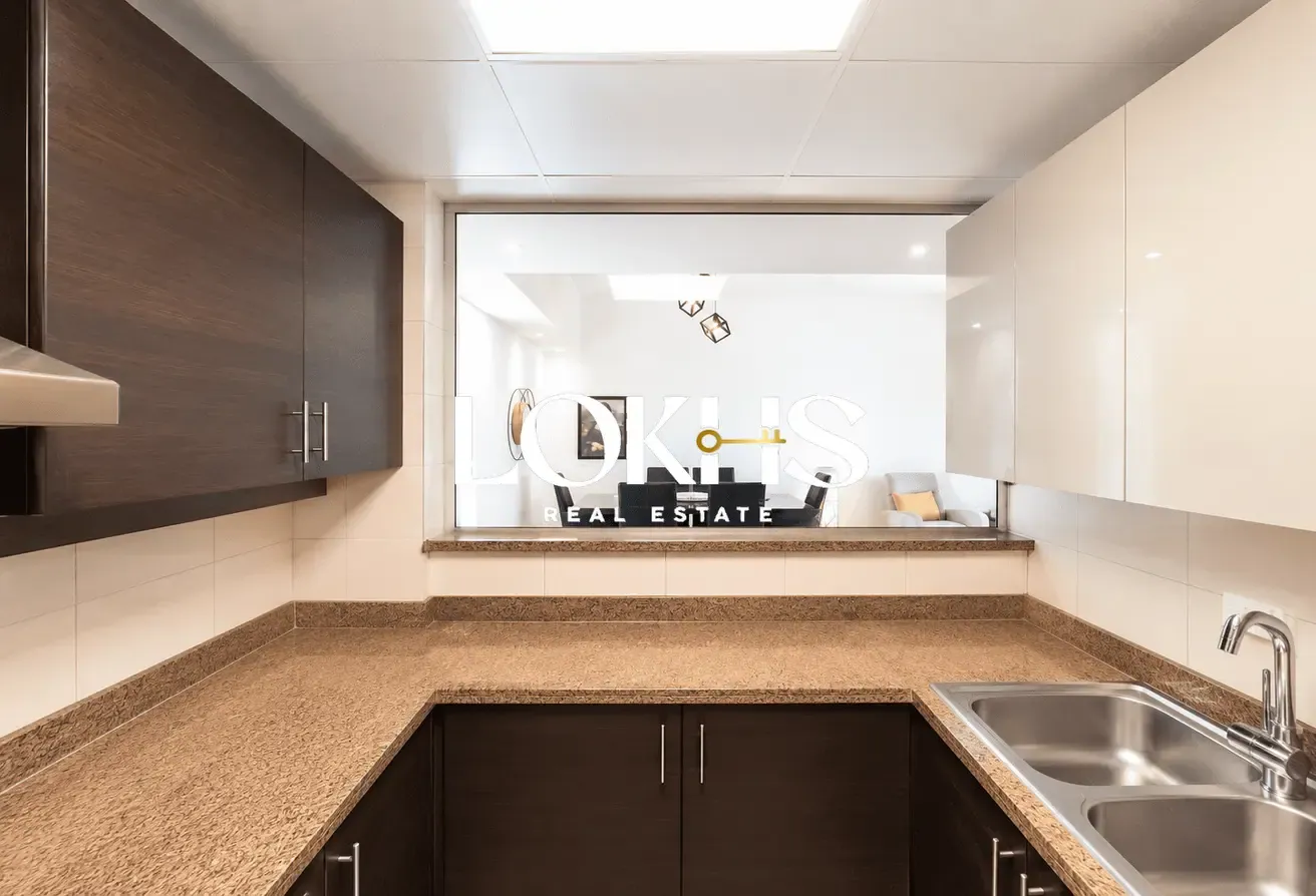 4 CHEQUES | CLOSED KITCHEN | TWO BALCONIES