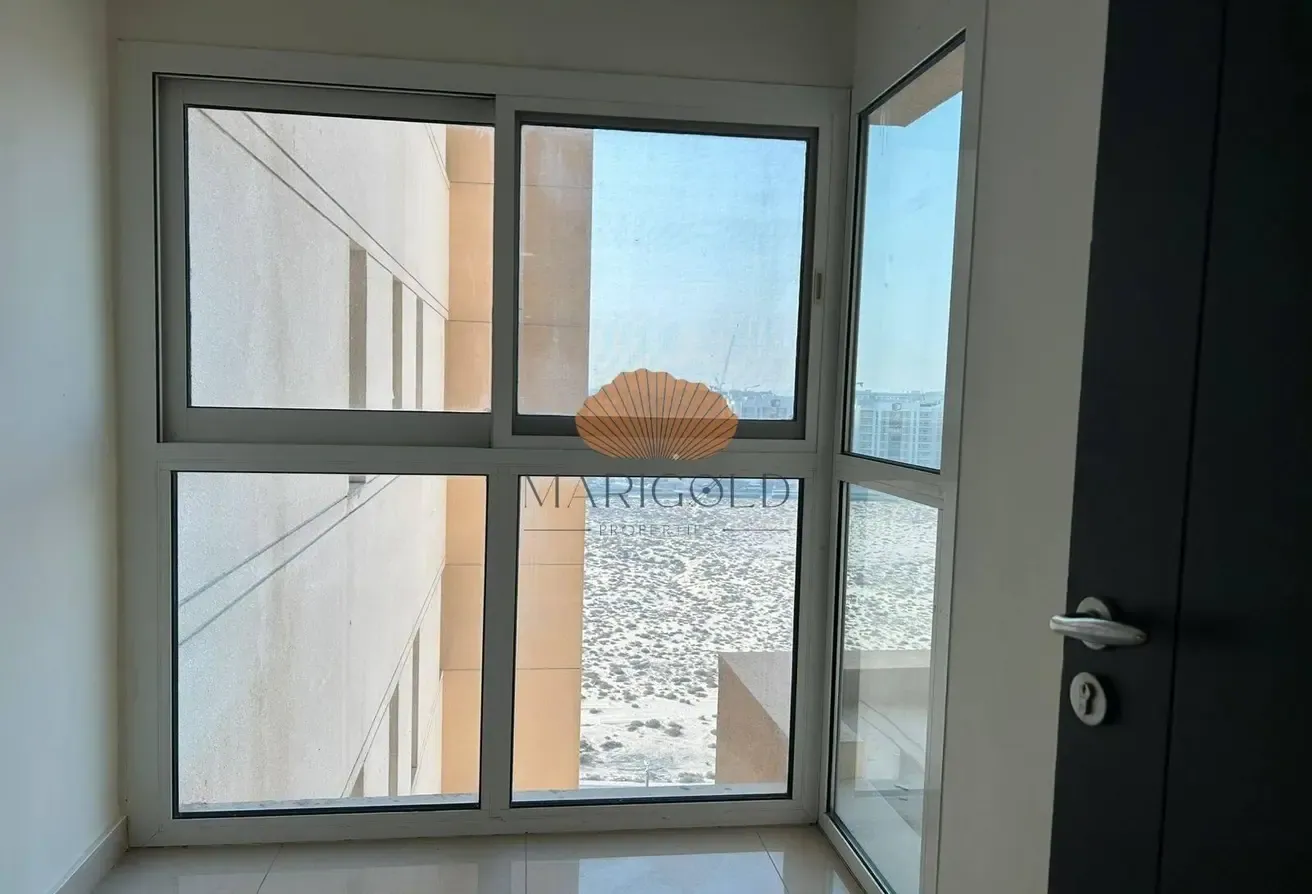 SPACIOUS UNIT | COMMUNITY VIEW | GOOD LOCATION