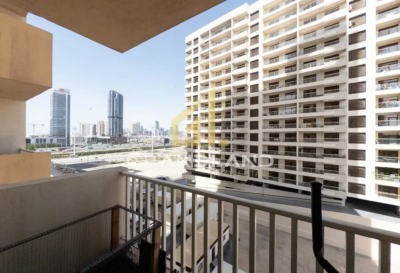 Premium Quality 3BR + Maid | Prime Location