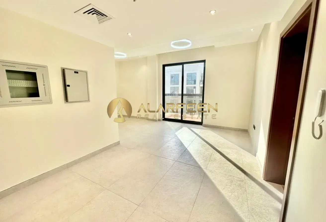 Higher Floor , No separate chiller , pool facing