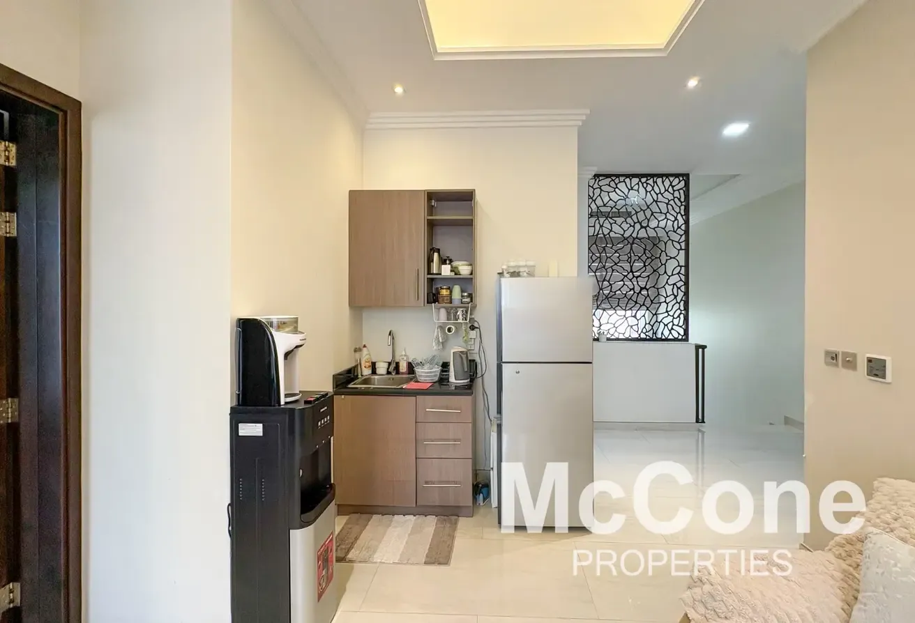 Vacant in August | Corner | Office + 2 Maids Room