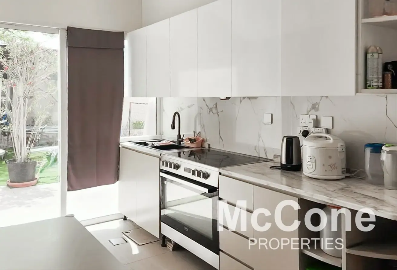 Vacant in August | Corner | Office + 2 Maids Room