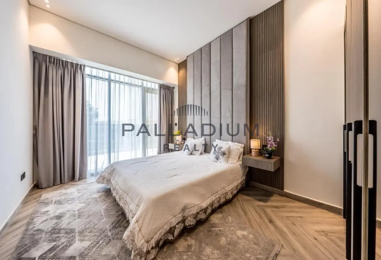 PARK VIEW | FULLY FURNISHED | 1BR + STUDY