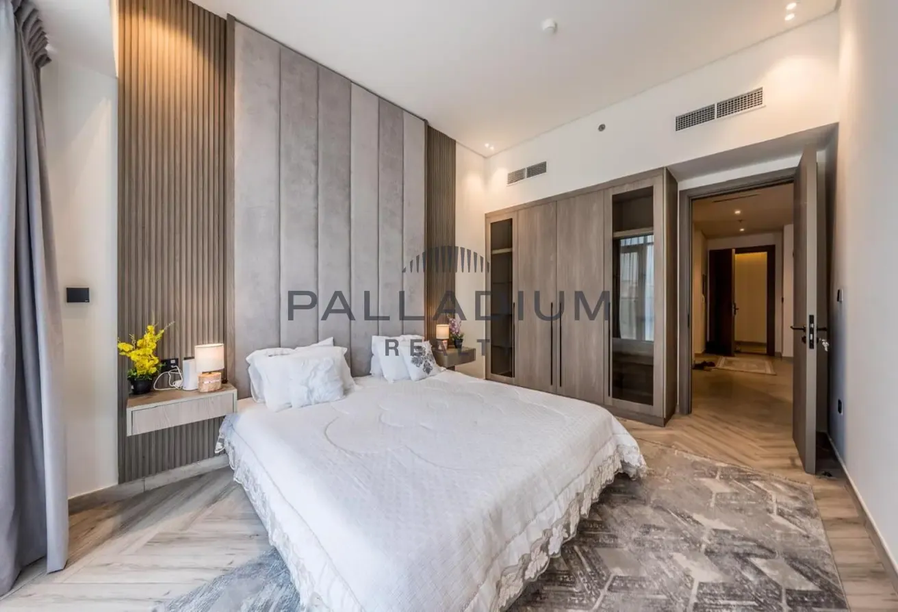 PARK VIEW | FULLY FURNISHED | 1BR + STUDY