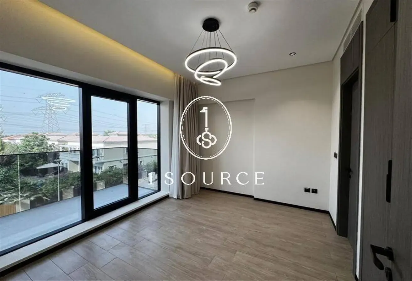 1bedroom + Study | Villa View | Available Now