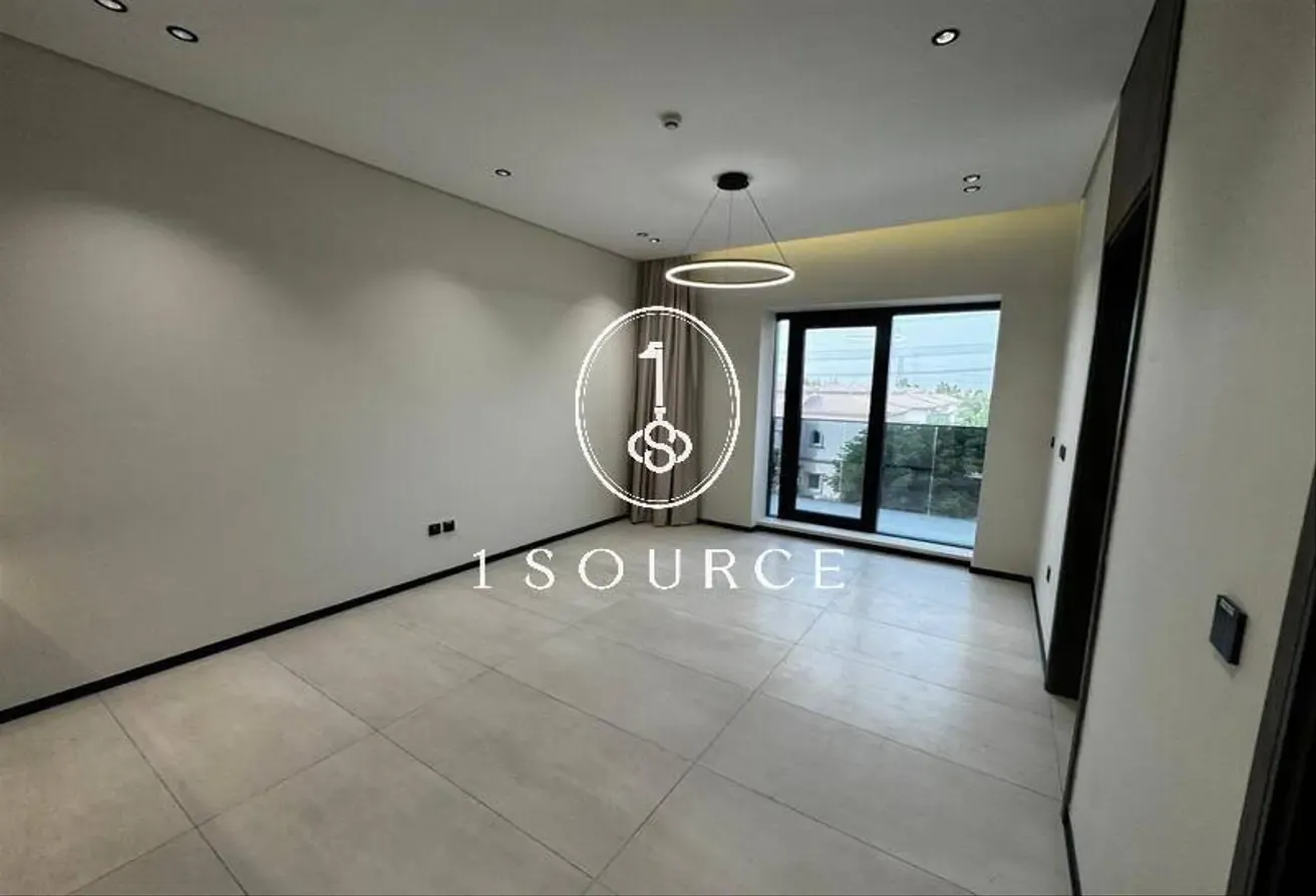 1bedroom + Study | Villa View | Available Now