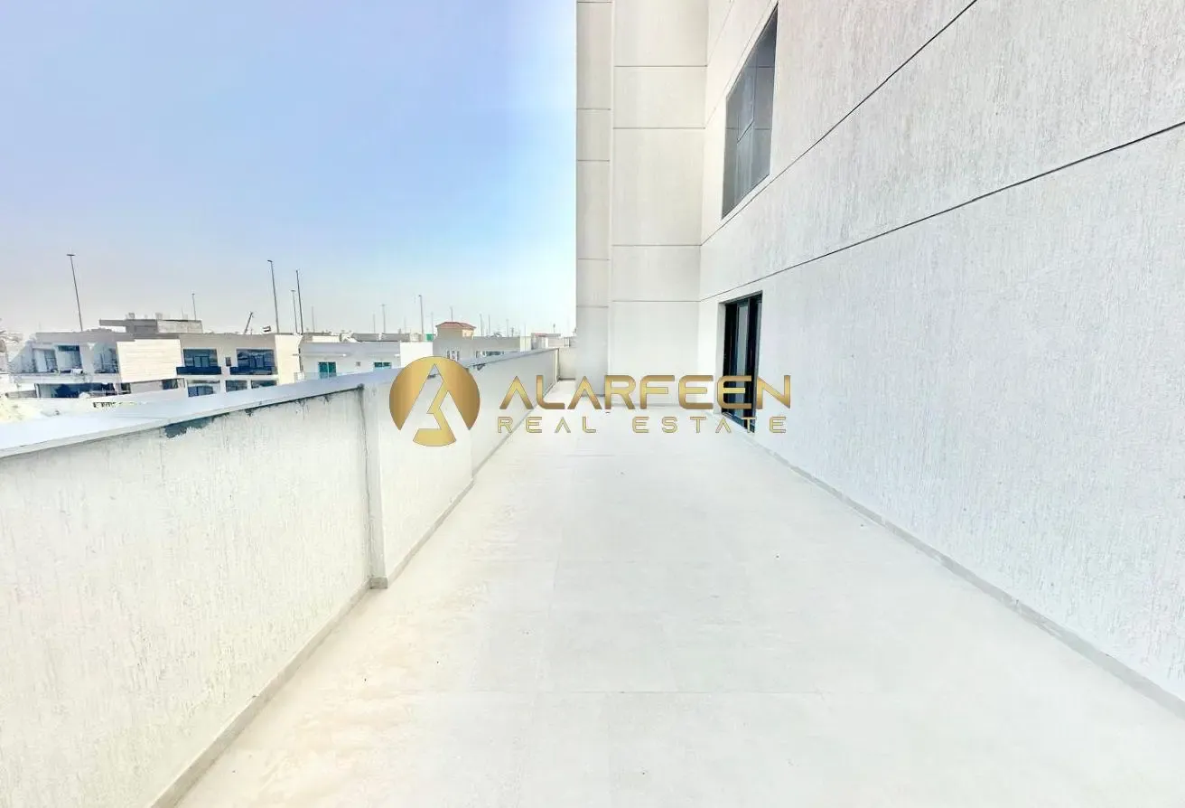3BHK | BRAND NEW | PRIME LOCATION