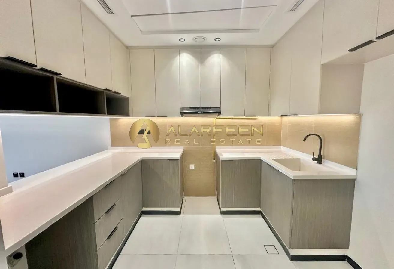 3BHK | BRAND NEW | PRIME LOCATION
