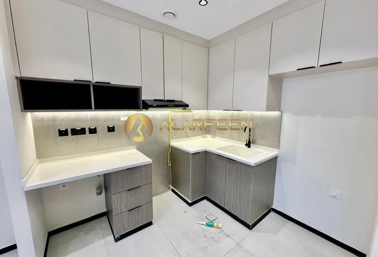 1 Bedroom | Multiple Views | Balcony Access