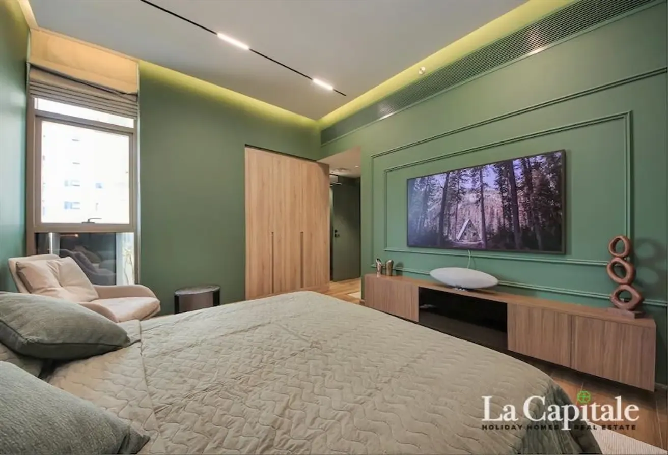 METICULOUSLY UPGRADED | FULLY FURNISHED | VACANT