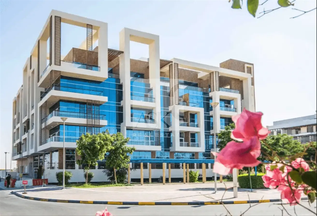 Bright & Specious |1 BHK+LAUNDRY ROOM | Prime Location