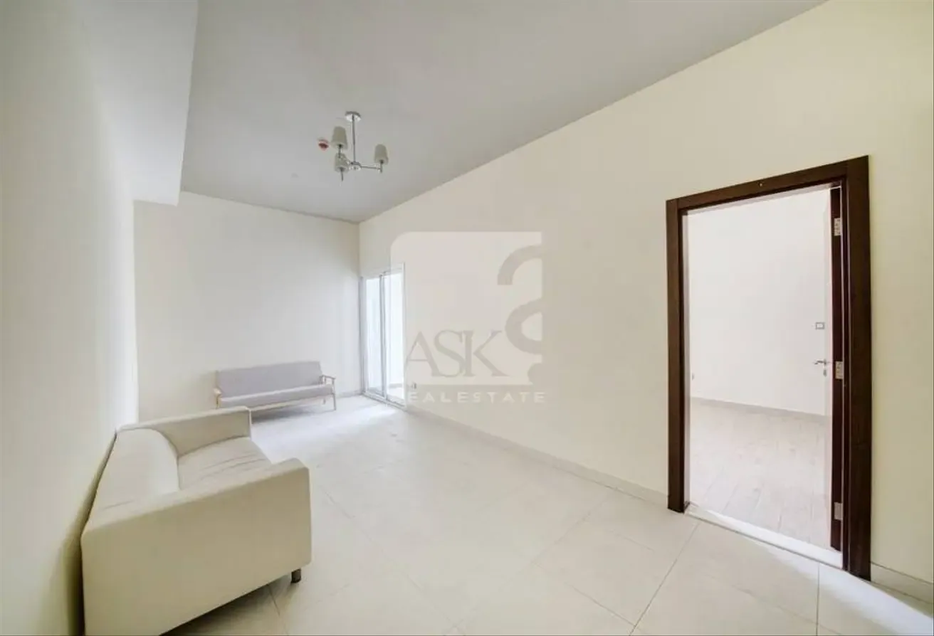Bright & Specious |1 BHK+LAUNDRY ROOM | Prime Location