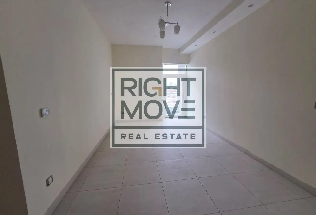 For Rent Aparment | Vacant | Prime Location | JVT