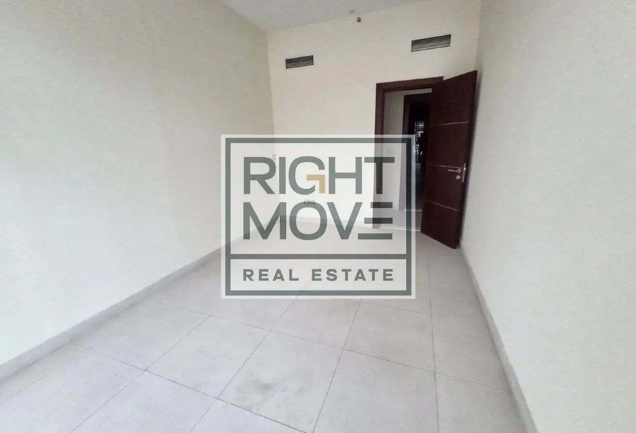 Converted BR | Vacant | Prime Location | JVT