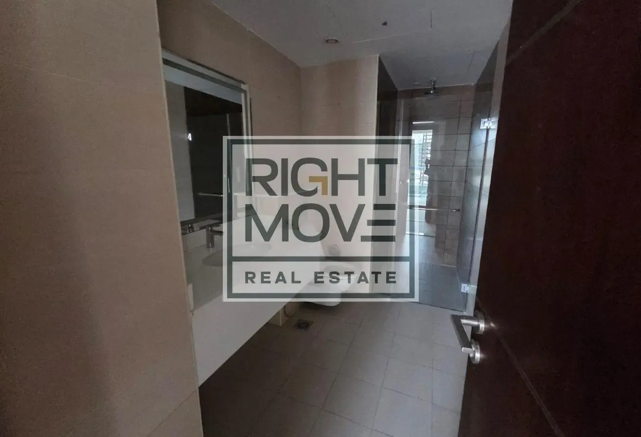 Converted BR | Vacant | Prime Location | JVT
