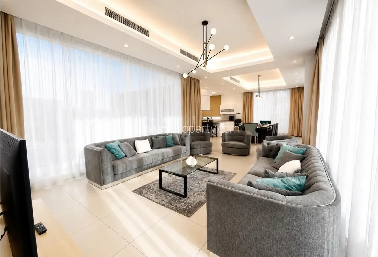 Smart Technology | All Master Bedroom | Pool