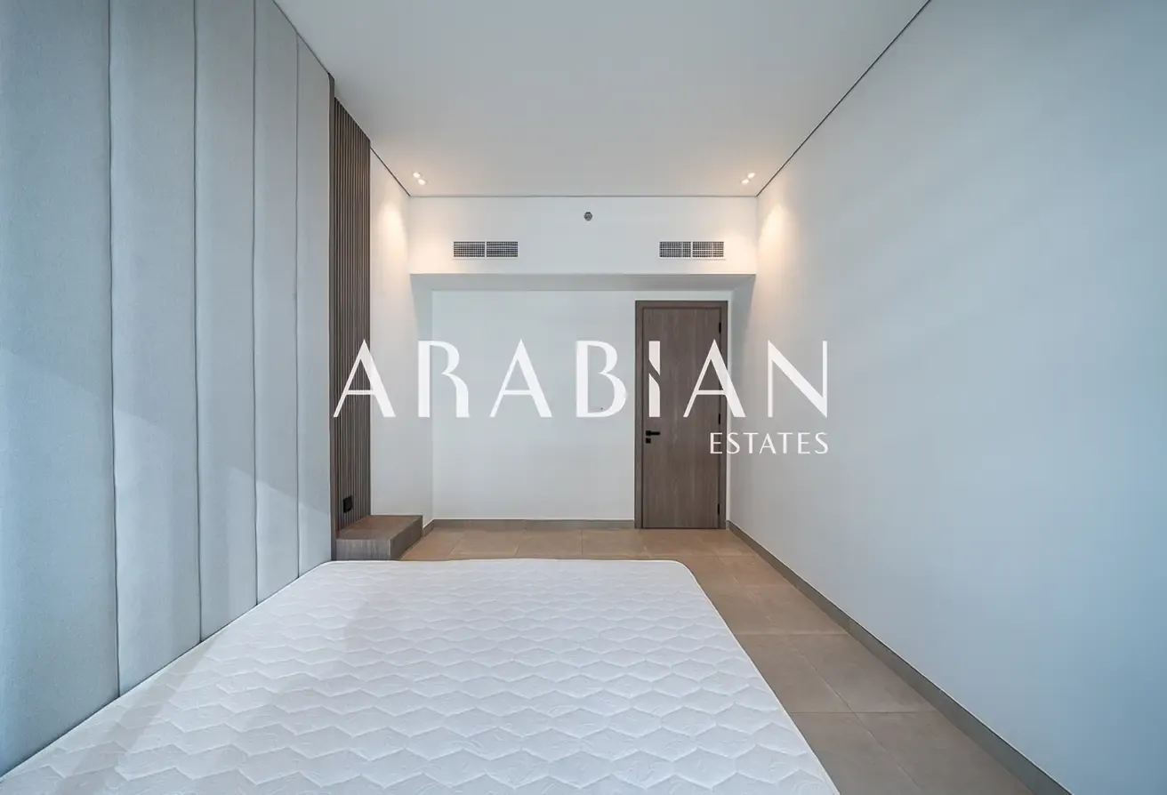 1Bedroom + Study l Vacant Now l Multiple Cheques