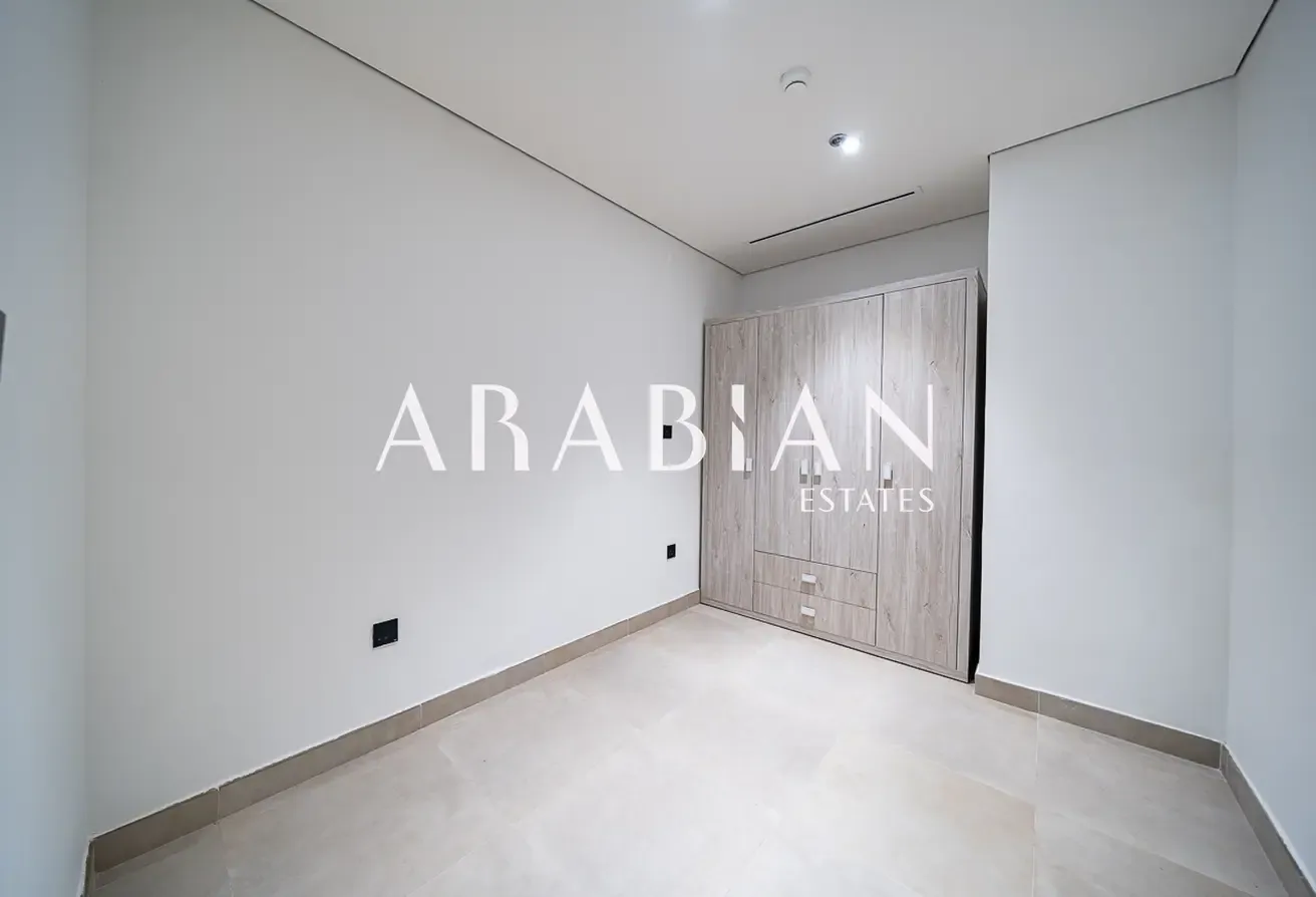 1Bedroom + Study l Vacant Now l Multiple Cheques