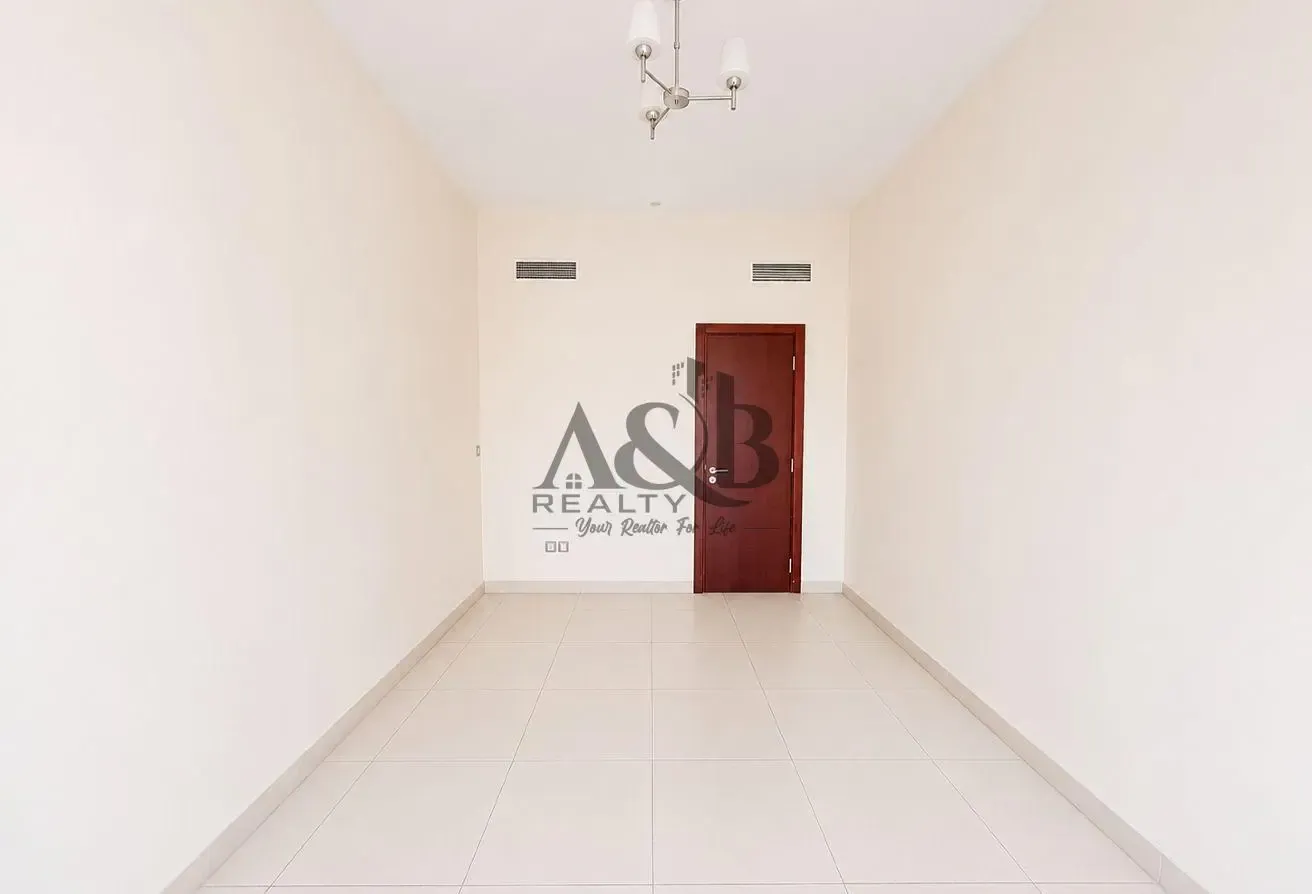 HOT DEAL | 1BR CONVERTED | EXTRA ROOM | DON'T MISS