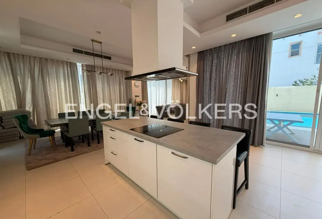 Custom Built | Fully Furnished | Vacant | Modern