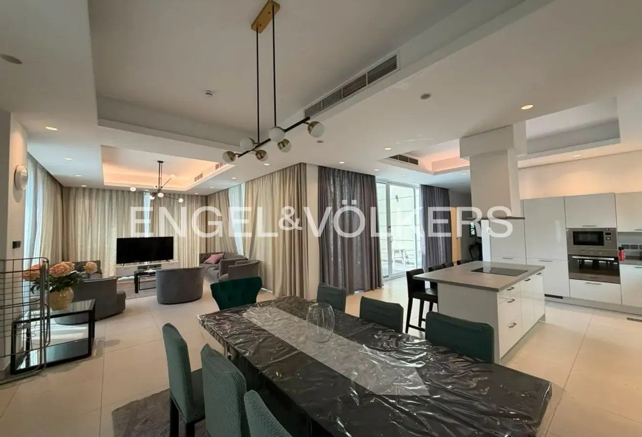 Custom Built | Fully Furnished | Vacant | Modern